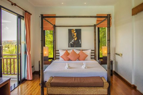 Chalet de 3 dormitorios en Ko Samui, Tailandia № 180186 - foto 11
