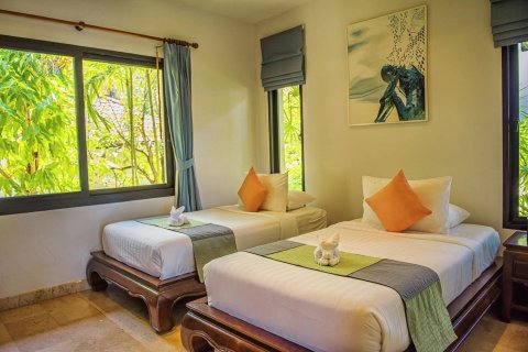 Chalet de 3 dormitorios en Ko Samui, Tailandia № 180186 - foto 6