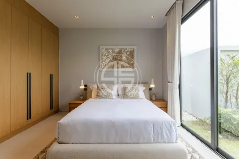 Chalet de 4 dormitorios en Phuket, Tailandia № 190743 - foto 9