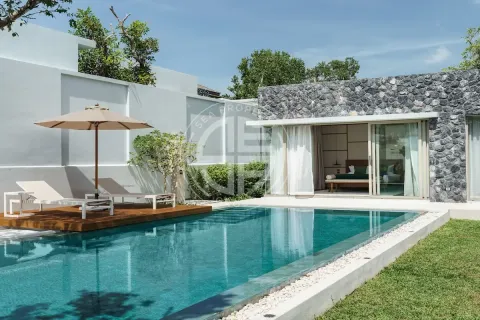 Chalet de 4 dormitorios en Layan Beach, Tailandia № 190742 - foto 13