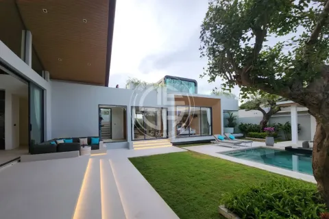 Chalet de 4 dormitorios en Phuket, Tailandia № 190739 - foto 9