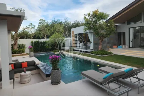 Chalet de 4 dormitorios en Phuket, Tailandia № 190739 - foto 10