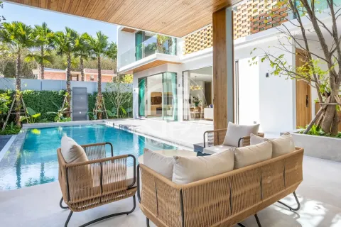 Chalet de 4 dormitorios en Phuket, Tailandia № 190745 - foto 16