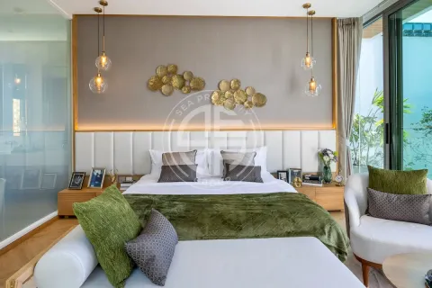 Chalet de 4 dormitorios en Phuket, Tailandia № 190745 - foto 21