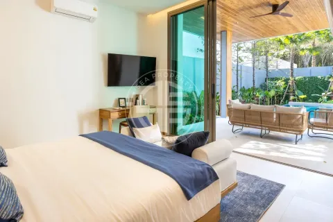 Chalet de 4 dormitorios en Phuket, Tailandia № 190745 - foto 14