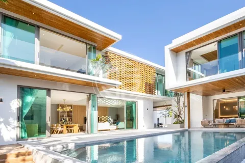 Villa in Phuket, Thailand 4 Schlafzimmer № 190744 - Foto 2