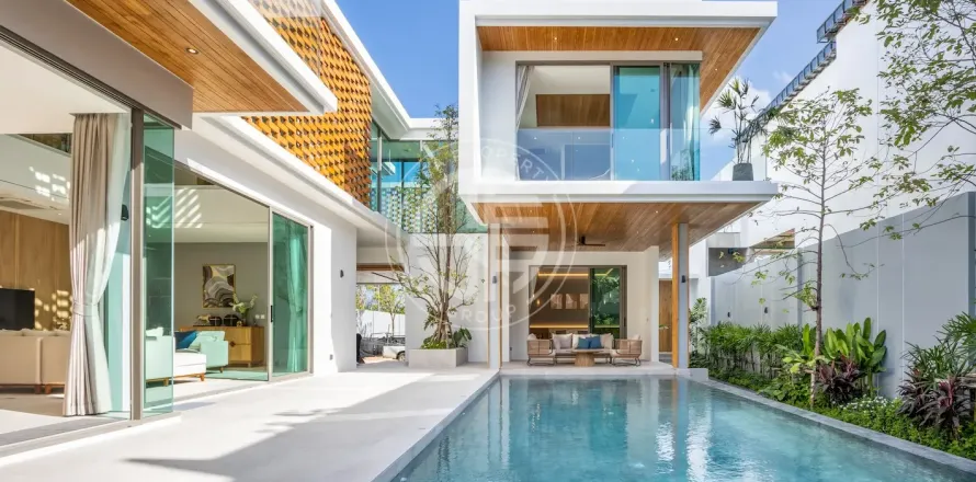 Villa in Phuket, Thailand 4 Schlafzimmer № 190744