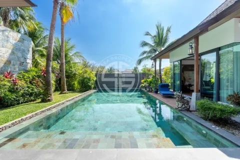 Chalet de 4 dormitorios en Phuket, Tailandia № 190740 - foto 16