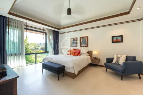 Chalet de 4 dormitorios en Phuket, Tailandia № 190740 - foto 12