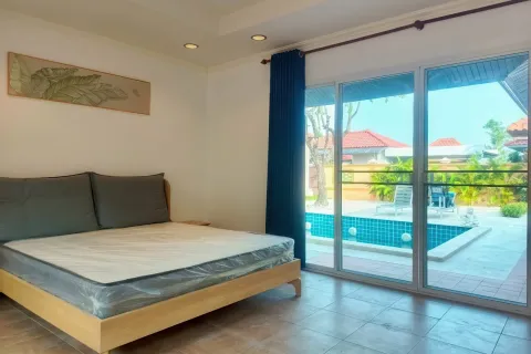 Casa de 4 dormitorios en Pattaya, Tailandia № 155659 - foto 20