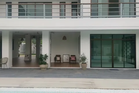 Chalet de 3 dormitorios en Pattaya, Tailandia № 155663 - foto 7