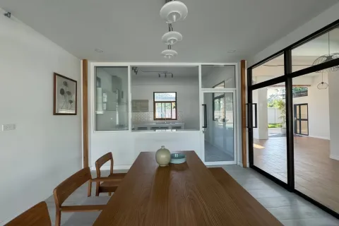 Chalet de 3 dormitorios en Pattaya, Tailandia № 155663 - foto 15