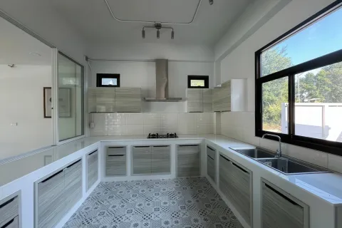 Chalet de 3 dormitorios en Pattaya, Tailandia № 155663 - foto 17
