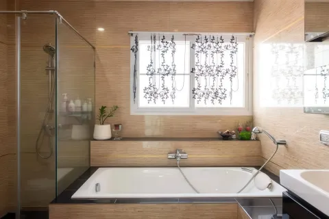 Chalet de 4 dormitorios en Pattaya, Tailandia № 155665 - foto 14