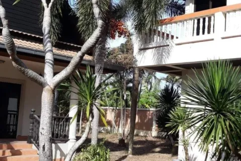 Casa de 3 dormitorios en Pattaya, Tailandia № 155661 - foto 4
