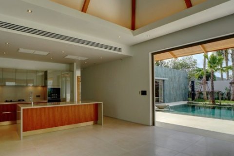 Villa in Phuket, Thailand 4 bedrooms № 191155 - photo 5