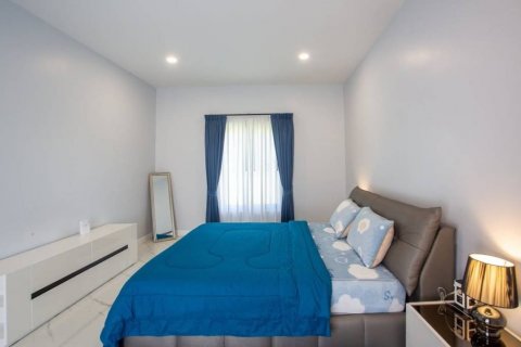 Chalet de 3 dormitorios en Hua Hin, Tailandia № 116914 - foto 9