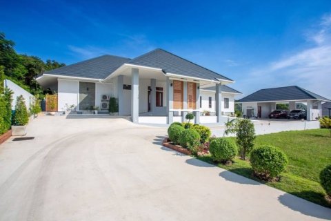 Chalet de 3 dormitorios en Hua Hin, Tailandia № 116914 - foto 2