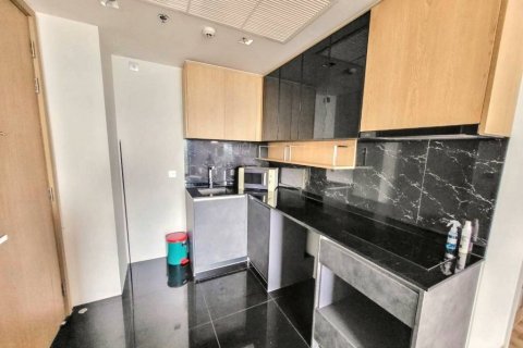 Condominio de 2 dormitorios en Chatuchak, Bangkok, Tailandia № 116910 - foto 2
