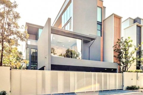 Casa de 5 dormitorios en Saphan Sung, Bangkok, Tailandia № 120199 - foto 2
