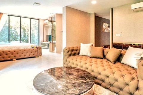 Casa de 5 dormitorios en Saphan Sung, Bangkok, Tailandia № 120199 - foto 9