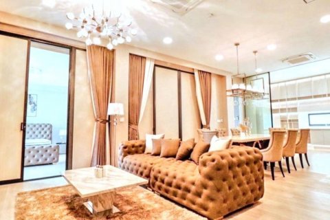 Casa de 5 dormitorios en Saphan Sung, Bangkok, Tailandia № 120199 - foto 7