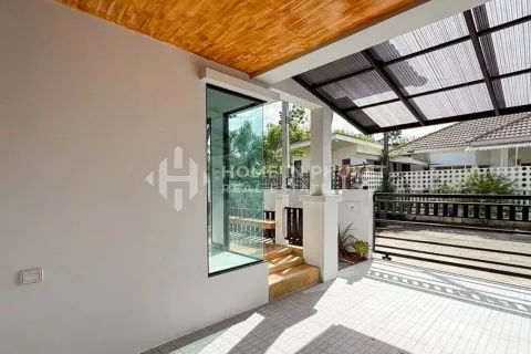 Haus in Phuket, Thailand 3 Schlafzimmer № 144543 - Foto 15