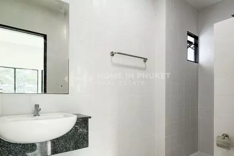 Haus in Phuket, Thailand 3 Schlafzimmer № 144543 - Foto 11
