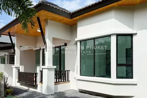 Haus in Phuket, Thailand 3 Schlafzimmer № 144543 - Foto 3