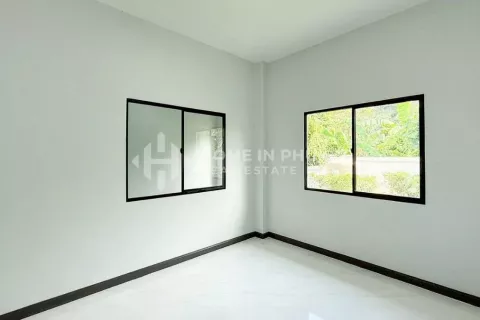 Haus in Phuket, Thailand 3 Schlafzimmer № 144543 - Foto 12