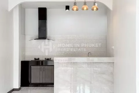 Haus in Phuket, Thailand 3 Schlafzimmer № 144543 - Foto 9
