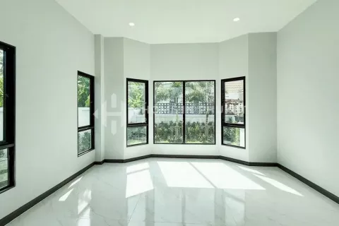 Haus in Phuket, Thailand 3 Schlafzimmer № 144543 - Foto 10