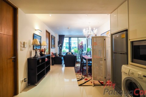 Condominio de 2 dormitorios en Pattaya, Tailandia № 32471 - foto 2