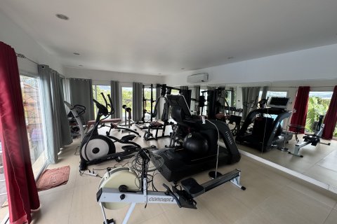 Chalet de 3 dormitorios en Phuket, Tailandia № 158968 - foto 11