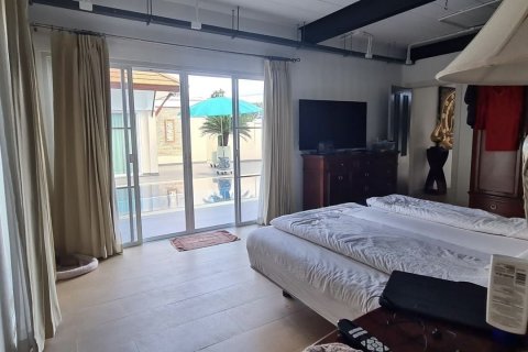 Chalet de 3 dormitorios en Phuket, Tailandia № 158968 - foto 14