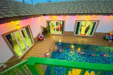 Casa de 3 dormitorios en Pattaya, Tailandia № 69685 - foto 4