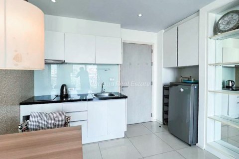 Condominio de 1 dormitorio en Bang Lamung, Tailandia № 205167 - foto 2