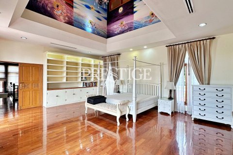 Haus in Pattaya, Thailand 8 Schlafzimmer № 220714 - Foto 9