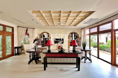 Haus in Pattaya, Thailand 8 Schlafzimmer № 220714 - Foto 4