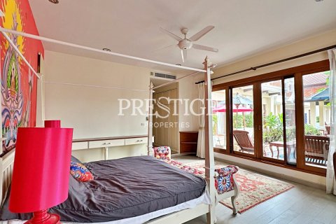 Haus in Pattaya, Thailand 8 Schlafzimmer № 220714 - Foto 16