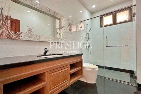 Haus in Pattaya, Thailand 8 Schlafzimmer № 220714 - Foto 30