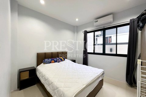Casa de 3 dormitorios en Pattaya, Tailandia № 220715 - foto 14