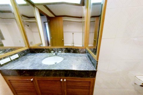 Estudio en el condominio en Khlong San, Bangkok, Tailandia № 158273 - foto 6