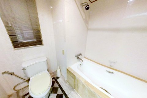Estudio en el condominio en Khlong San, Bangkok, Tailandia № 158273 - foto 7