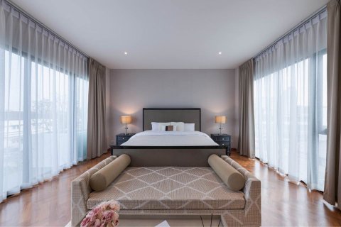 Casa de 4 dormitorios en Bangkok, Tailandia № 143439 - foto 12
