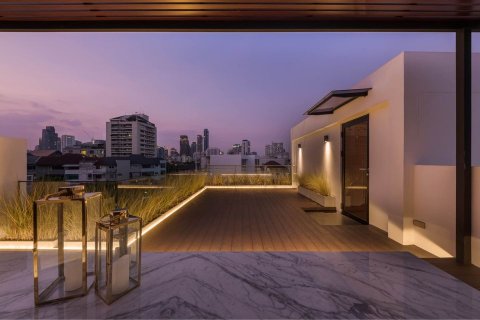Casa de 4 dormitorios en Bangkok, Tailandia № 143439 - foto 22