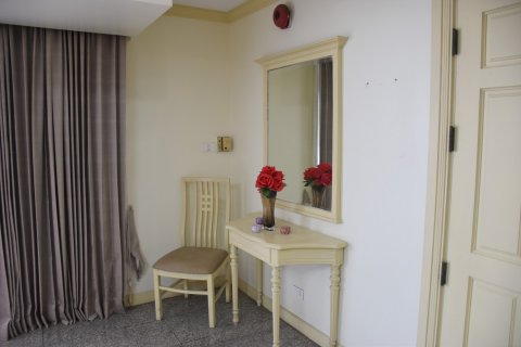 Condominio de 4 dormitorios en Bangkok, Tailandia № 143442 - foto 5