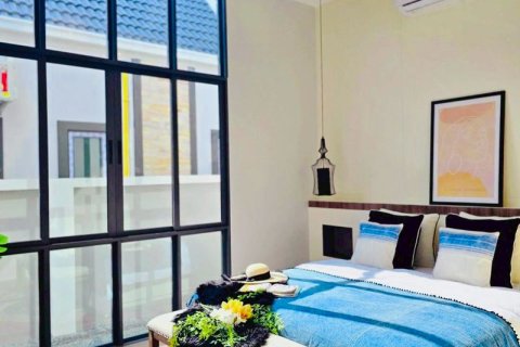 Casa de 3 dormitorios en Pattaya, Tailandia № 152302 - foto 8
