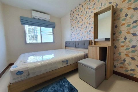 Condominio de 2 dormitorios en Yan Nawa, Bangkok, Tailandia № 162078 - foto 8
