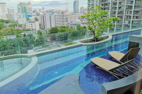 Condominio de 1 dormitorio en Bangkok, Tailandia № 183429 - foto 2